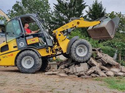 Haag Galabau - Projekt Parkplatz Pflaster erneuern